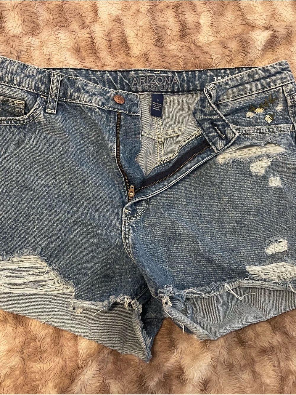 Arizona Jean Company Distressed Blue Denim Shorts with Star Embroidery